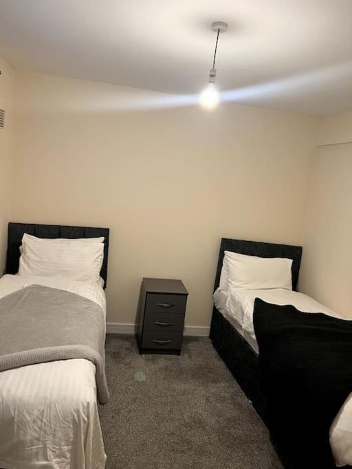 Spacious City Centre Home Near Hospital & M5 Worcester Zewnętrze zdjęcie